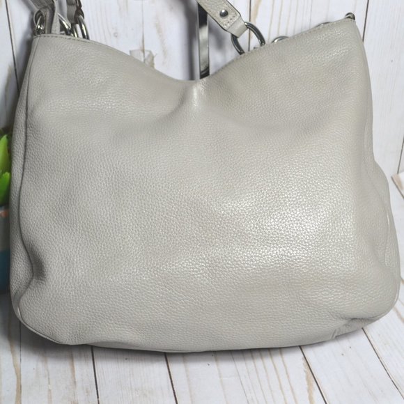 Michael Kors Bowery Large Leather Shoulder Bag - Picture 2 of 7